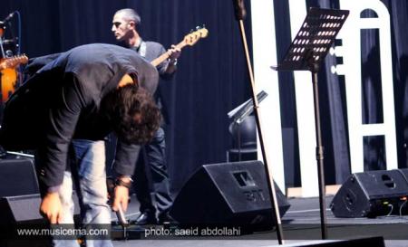 گزارش تصویری از اجرای بهنام صفوی در بخش جنبی جشنواره موسیقی