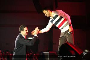 عکس یادگاری سیروان از هوادارانش