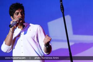 گزارش تصویری از کنسرت فرزاد فرزین در اراک