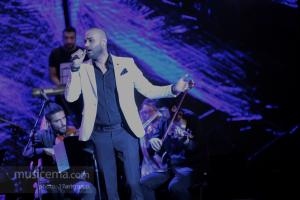 کنسرت نوستالژی عاشقانه‌های ناصر چشم‌آذر - 1 تیر 1398