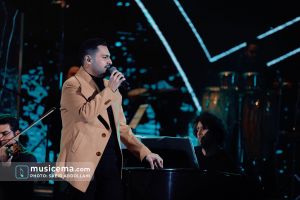 گزارش تصویری کنسرت نوستالژی ناصر چشم آذر- 3 اسفند ۱۴۰۳