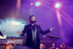 گزارش تصویری کنسرت نوستالژی ناصر چشم آذر - 21 دی ماه 1403 