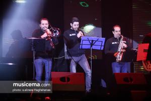 کنسرت رضا صادقی در جشنواره موسیقی فجر - 24 دی 1395